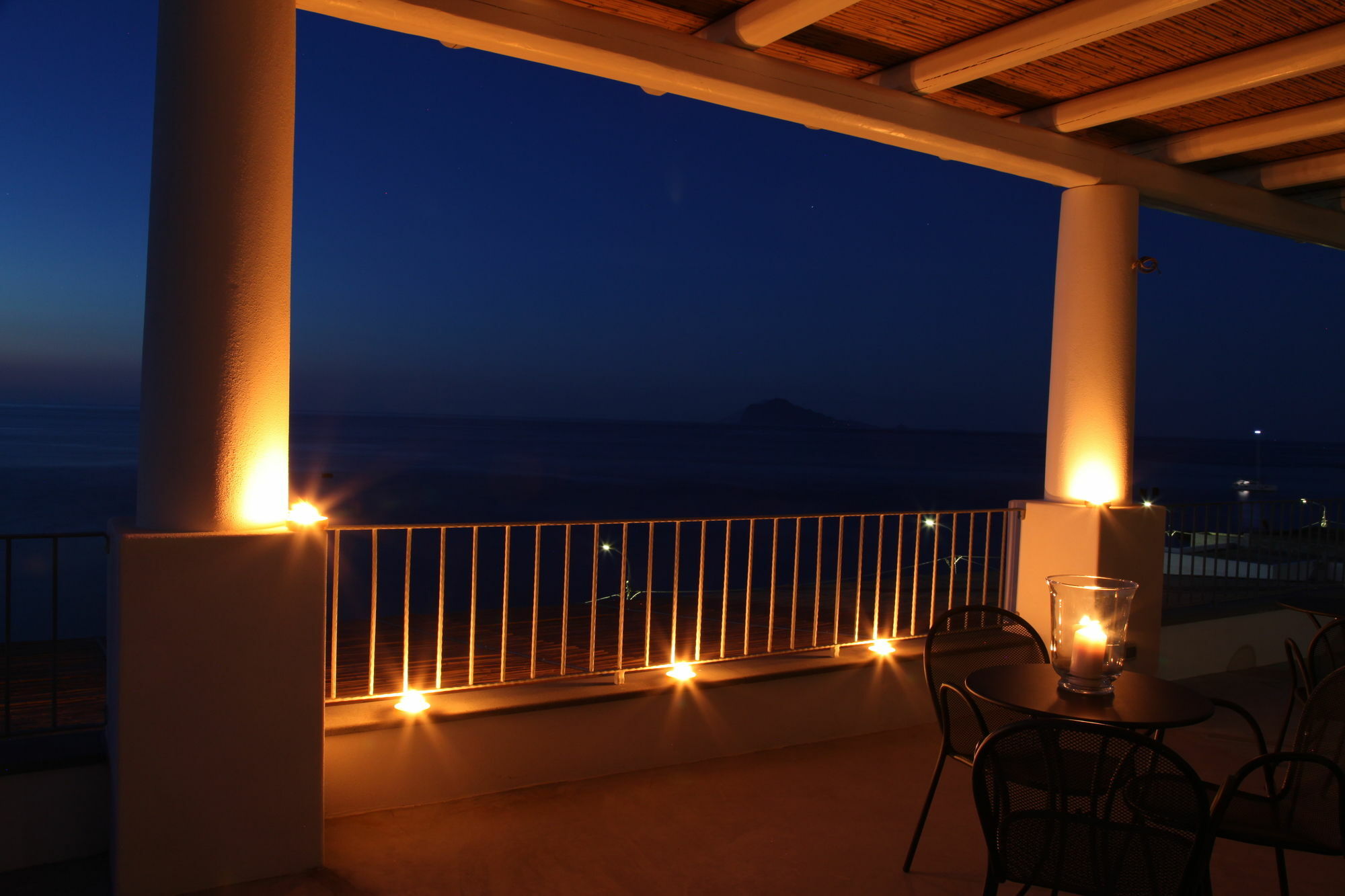 Hotel Cutimare - Aeolian Charme Acquacalda Exterior photo